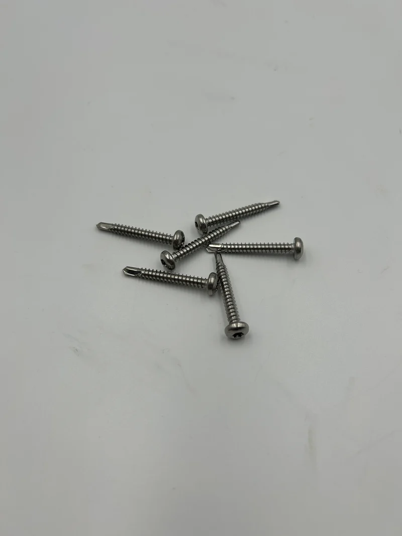Edelstahlschrauben 4,8 x 38 mm A2 – zum verbinden von Volierenelemente