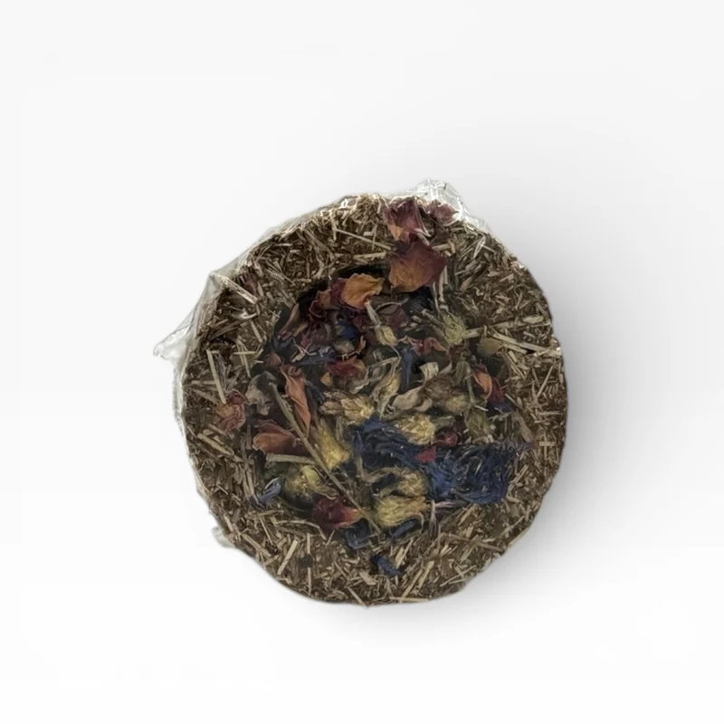 Knabbernapf aus Timothy-Heu mit Rose und Kornblume