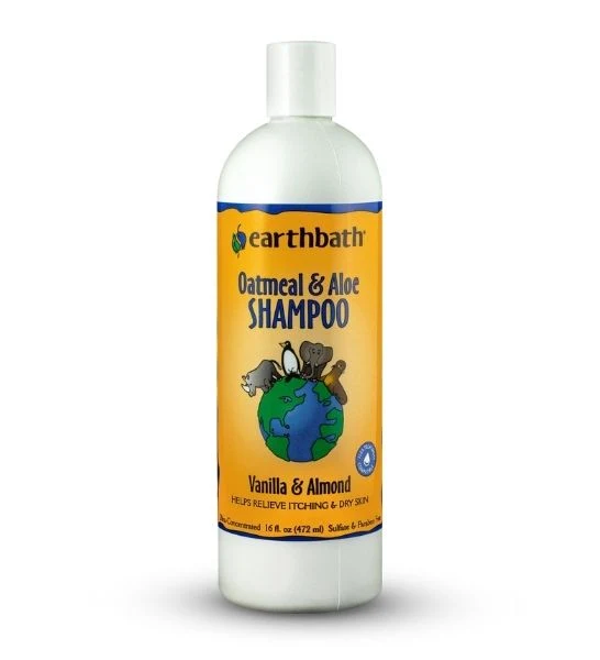 earthbath Oatmeal & Aloe Shampoo Vanilla & Almond for Dogs 16oz
