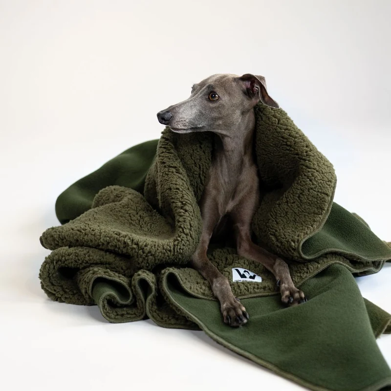 Hundedecke Double Olive Karma Hund x Woofstuff