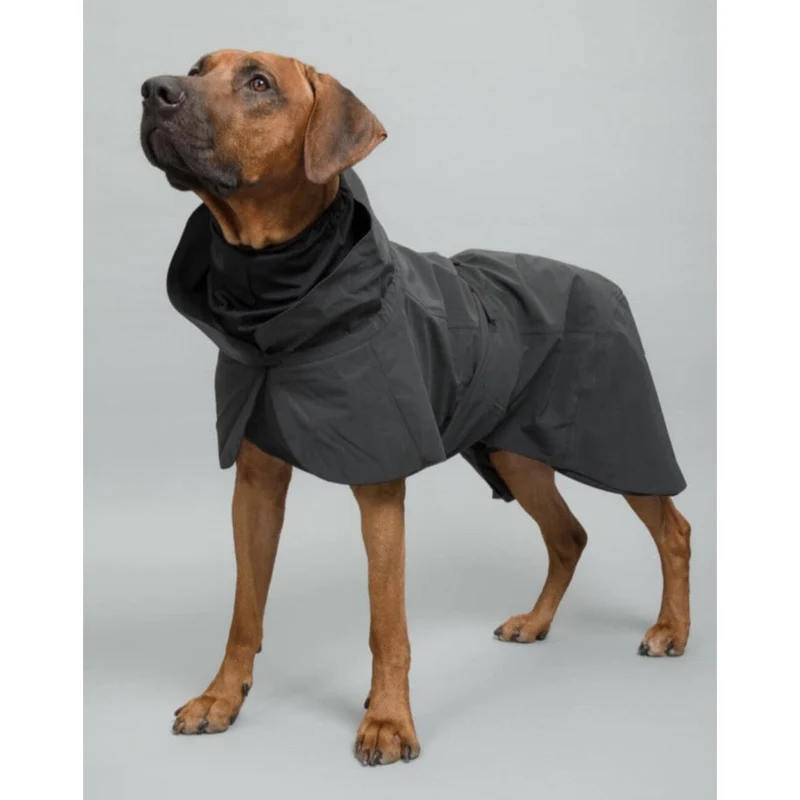 PAIKKA Visibility Raincoat Dark – Hochreflektierender, wasserdichter Hunderegenmantel