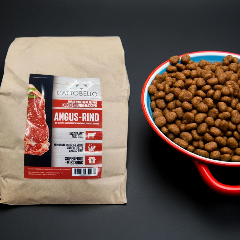 Cattobello Superfoods Hund Angus-Rind mit Karotte, grünen Bohnen, Blumenkohl, Tomate und Zucchini Adult Small Breed