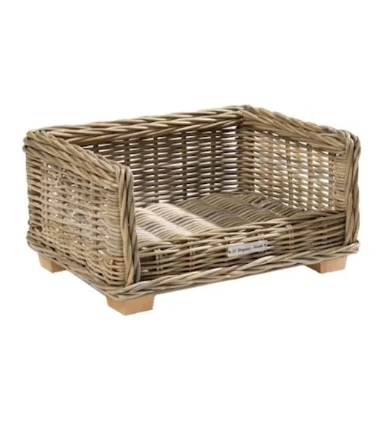 51DN Rattan Bed