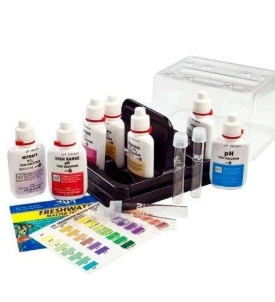 API Freshwater Master Test Kit for Aquariums 5.3x6.8x4.85"