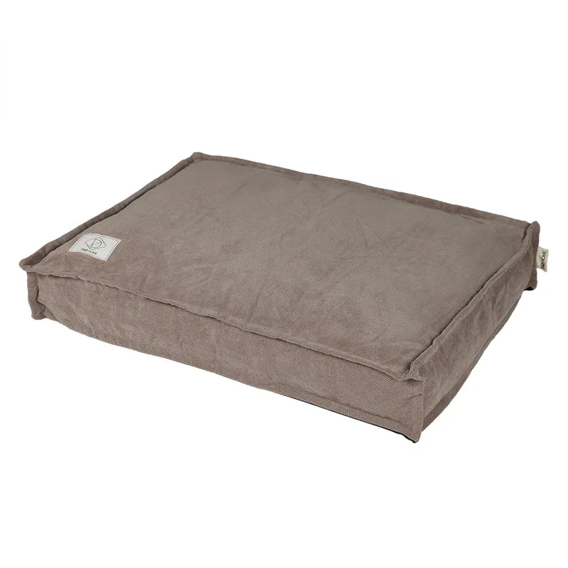 D&D Steve Non-Slip Bottom Dog Cushion Bed