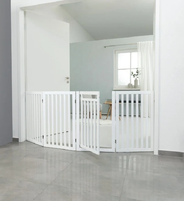 Trixie White Wooden 4-Part Barrier with Door for Dogs 81cm